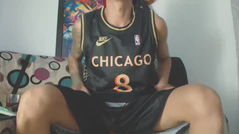 Snapshot of cristofer_dick5511 chatting on 02-06-25, 02:22 criistofer online show from 02-06-25, 02:22