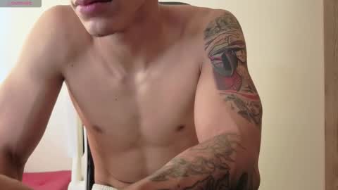 Snapshot of cristopher23_ chatting on 01-17-26, 01:27 cristopher23 online show from 01-17-26, 01:27