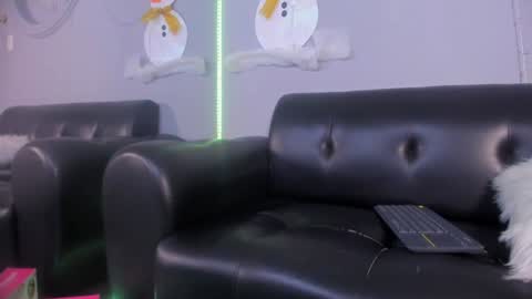 Snapshot of cristopher_strong chatting on 01-04-25, 03:28 Cristopher online show from 01-04-25, 03:28