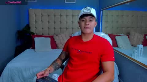 Snapshot of cristopher_strong chatting on 09-28-25, 02:44 Cristopher online show from 09-28-25, 02:44