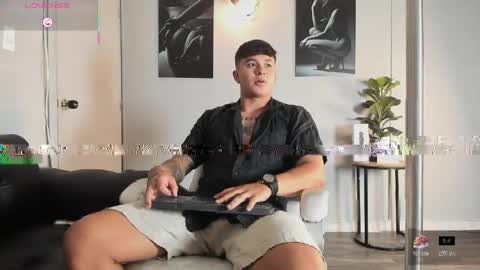 Cristopher online show from 04-18-26, 01:15