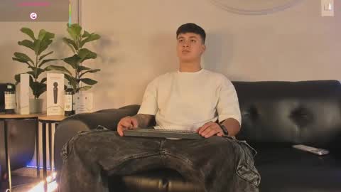 Snapshot of cristopher_strong chatting on 05-02-26, 01:16 Cristopher online show from 05-02-26, 01:16