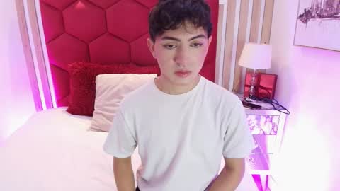 Cristopher  online show from 03-24-26, 08:36