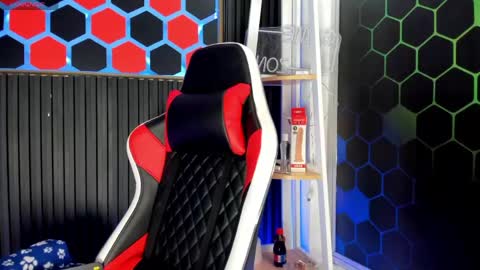 Cristopher  online show from 05-05-26, 08:39