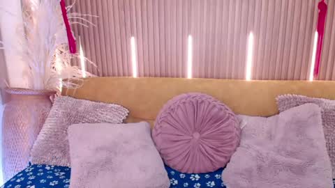 Snapshot of cristopher_wild chatting on 06-14-26, 04:36 Cristopher online show from 06-14-26, 04:36