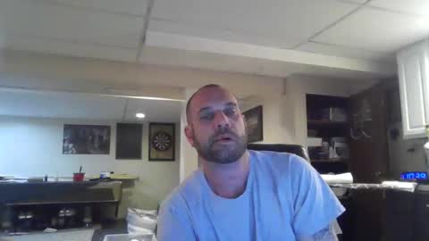 Snapshot of crm400 chatting on 05-09-26, 02:39 billybasement online show from 05-09-26, 02:39