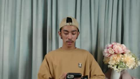 crocodale online show from 03-06-26, 12:01