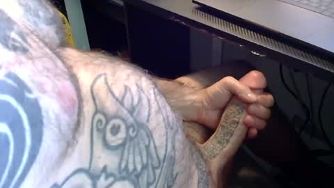 Crucifux online show from 05-22-26, 08:03