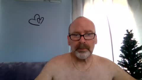 fun guy online show from 07-12-26, 04:53