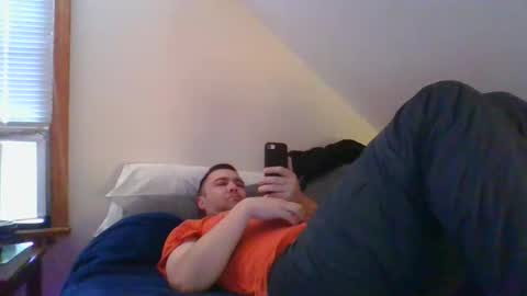 Snapshot of crush380 chatting on 04-23-26, 02:41 Crush380 online show from 04-23-26, 02:41