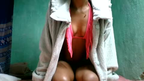 Snapshot of crushlove069 chatting on 07-18-26, 04:44 crushlove069 online show from 07-18-26, 04:44