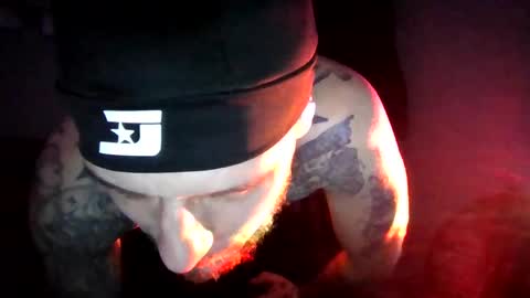 cruz815 online show from 04-02-26, 06:44