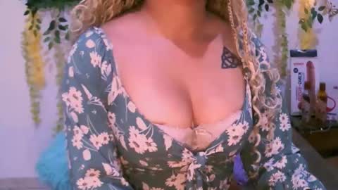 crysrus online show from 12-05-25, 02:09