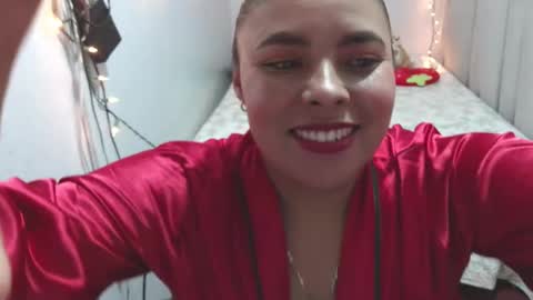 Snapshot of crystal_1991 chatting on 09-09-25, 04:01 CRYSTAL 1991 online show from 09-09-25, 04:01