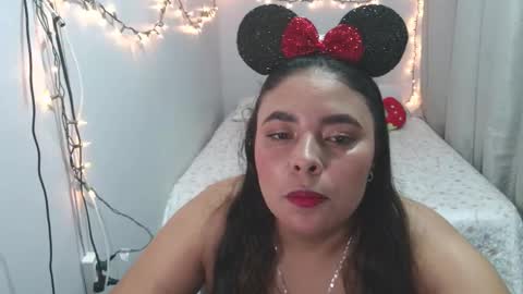 Snapshot of crystal_1991 chatting on 10-31-25, 04:24 CRYSTAL 1991 online show from 10-31-25, 04:24