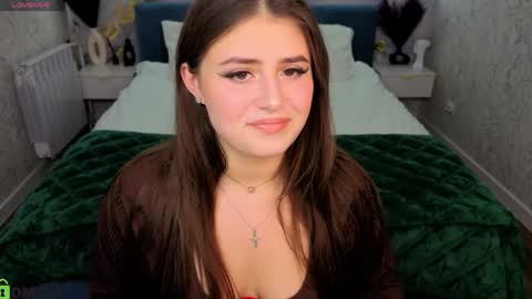 Crystal  Lacee online show from 05-08-26, 09:03