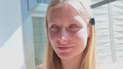 Crystal online show from 04-18-26, 03:05