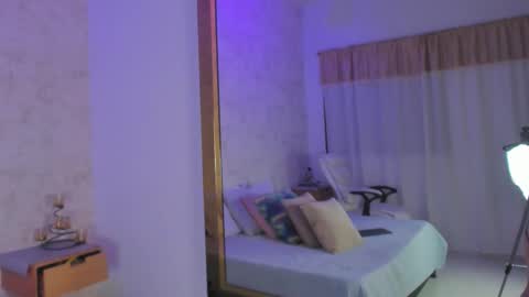 Snapshot of crystal_bubble chatting on 03-30-26, 07:37 crystal_bubble online show from 03-30-26, 07:37