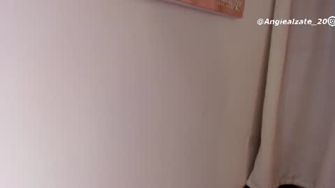Snapshot of crystal_foster chatting on 08-03-26, 03:38 angie online show from 08-03-26, 03:38
