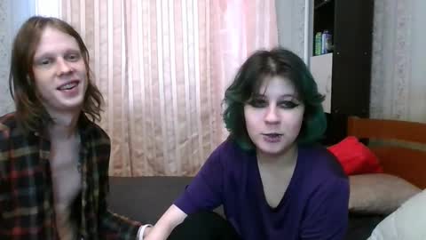 Snapshot of crystal_porn_love chatting on 02-04-25, 10:10 Crystal and Marcl online show from 02-04-25, 10:10