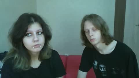 Snapshot of crystal_porn_love chatting on 11-11-25, 10:21 Crystal and Marcl online show from 11-11-25, 10:21