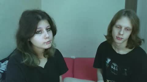 Snapshot of crystal_porn_love chatting on 11-12-25, 07:57 Crystal and Marcl online show from 11-12-25, 07:57