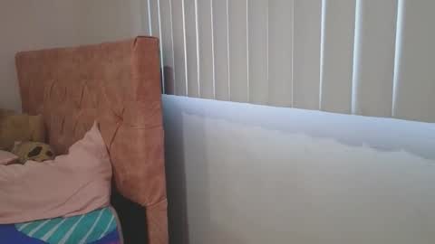 Crystal Blaze online show from 11-05-25, 10:48