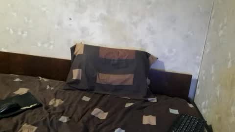 Snapshot of crystal_vibe chatting on 03-12-26, 11:33 Crystallax online show from 03-12-26, 11:33