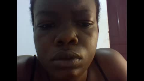 crystal_viv_1 online show from 10-29-25, 02:03