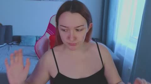 Snapshot of crystalblaze_ chatting on 01-06-26, 11:47 Grace online show from 01-06-26, 11:47