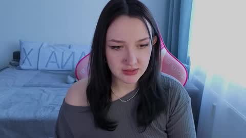 Snapshot of crystalblaze_ chatting on 02-04-26, 11:38 Grace online show from 02-04-26, 11:38