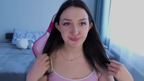 Snapshot of crystalblaze_ chatting on 02-08-26, 11:57 Grace online show from 02-08-26, 11:57