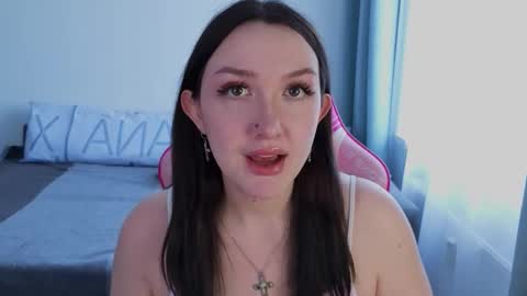 Snapshot of crystalblaze_ chatting on 02-12-26, 11:49 Grace online show from 02-12-26, 11:49