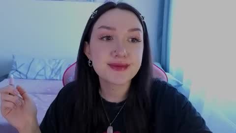 Snapshot of crystalblaze_ chatting on 03-17-26, 11:46 Grace online show from 03-17-26, 11:46