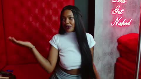 Snapshot of crystalbrooke3x chatting on 01-16-25, 08:25 Crystal online show from 01-16-25, 08:25