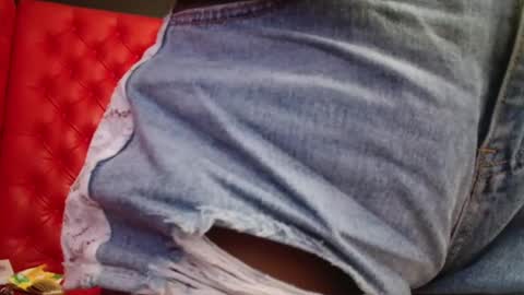 Snapshot of crystalbrooke3x chatting on 01-18-25, 02:03 Crystal online show from 01-18-25, 02:03