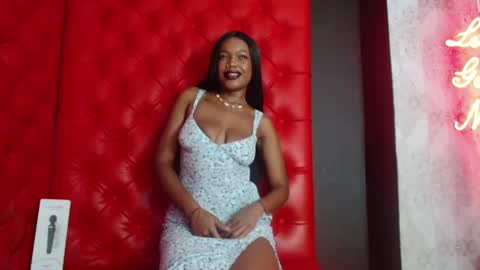 Snapshot of crystalbrooke3x chatting on 01-24-25, 08:00 Crystal online show from 01-24-25, 08:00