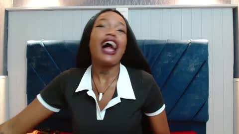 Snapshot of crystalbrooke3x chatting on 01-27-25, 08:28 Crystal online show from 01-27-25, 08:28