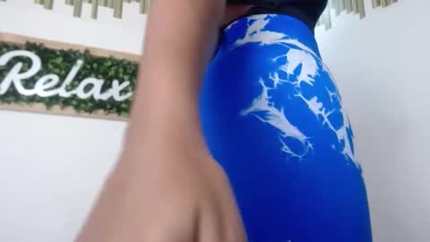 Snapshot of crystalbrooke3x chatting on 01-30-25, 08:21 Crystal online show from 01-30-25, 08:21