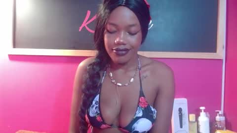 Snapshot of crystalbrooke3x chatting on 02-10-25, 07:17 Crystal online show from 02-10-25, 07:17