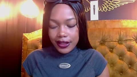 Snapshot of crystalbrooke3x chatting on 02-26-25, 08:33 Crystal online show from 02-26-25, 08:33