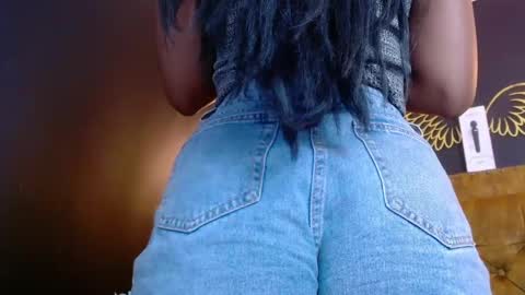 Snapshot of crystalbrooke3x chatting on 03-01-25, 11:47 Crystal online show from 03-01-25, 11:47