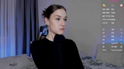 Snapshot of crystalcandies chatting on 01-27-25, 07:35 Arina online show from 01-27-25, 07:35