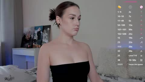 Snapshot of crystalcandies chatting on 10-04-25, 08:23 Arina online show from 10-04-25, 08:23