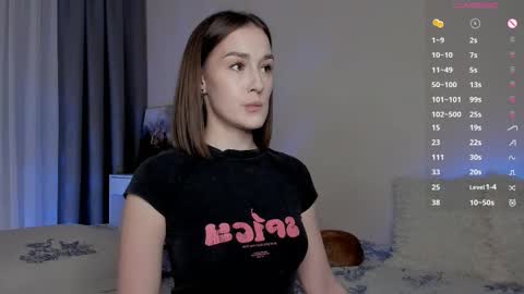 Snapshot of crystalcandies chatting on 11-23-25, 02:17 Arina online show from 11-23-25, 02:17