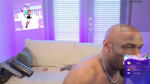 Snapshot of crystalclearstud chatting on 01-18-26, 01:59 crystalclearstud online show from 01-18-26, 01:59