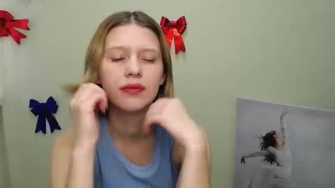 Stella online show from 01-11-25, 12:18