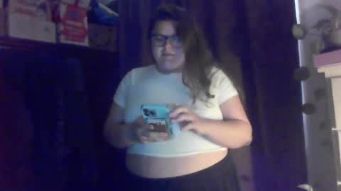 Snapshot of crystalizzzee chatting on 03-12-25, 07:06 Herekittykitty69 online show from 03-12-25, 07:06