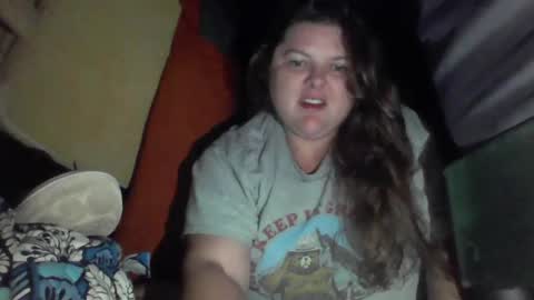 Snapshot of crystalizzzee chatting on 11-13-25, 05:39 Herekittykitty69 online show from 11-13-25, 05:39