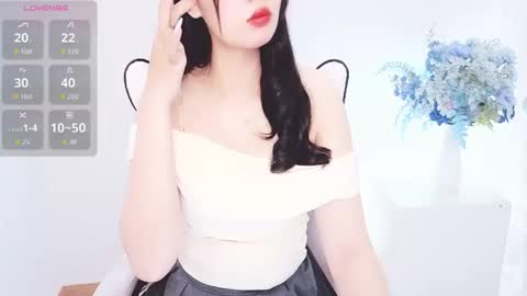 lea online show from 03-24-26, 01:32